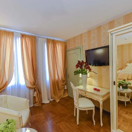 San Zaccaria 3*