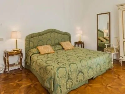 San Zaccaria 3* ונציה