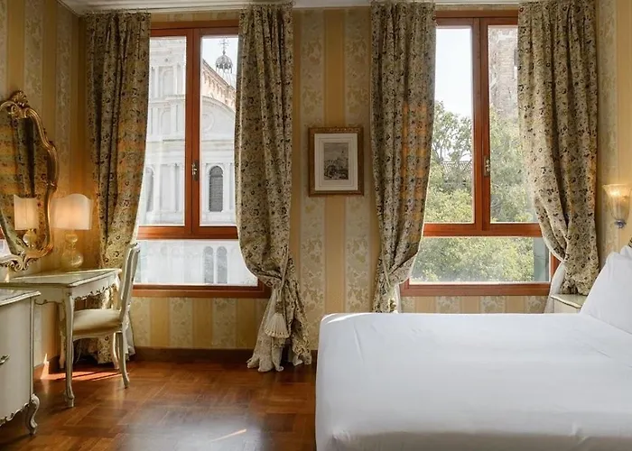 San Zaccaria ホテル